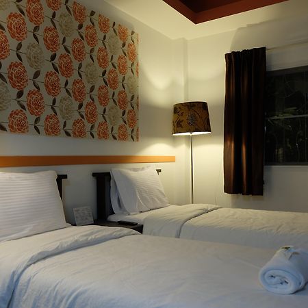 Issara House Bangkok Ξενοδοχείο Εξωτερικό φωτογραφία