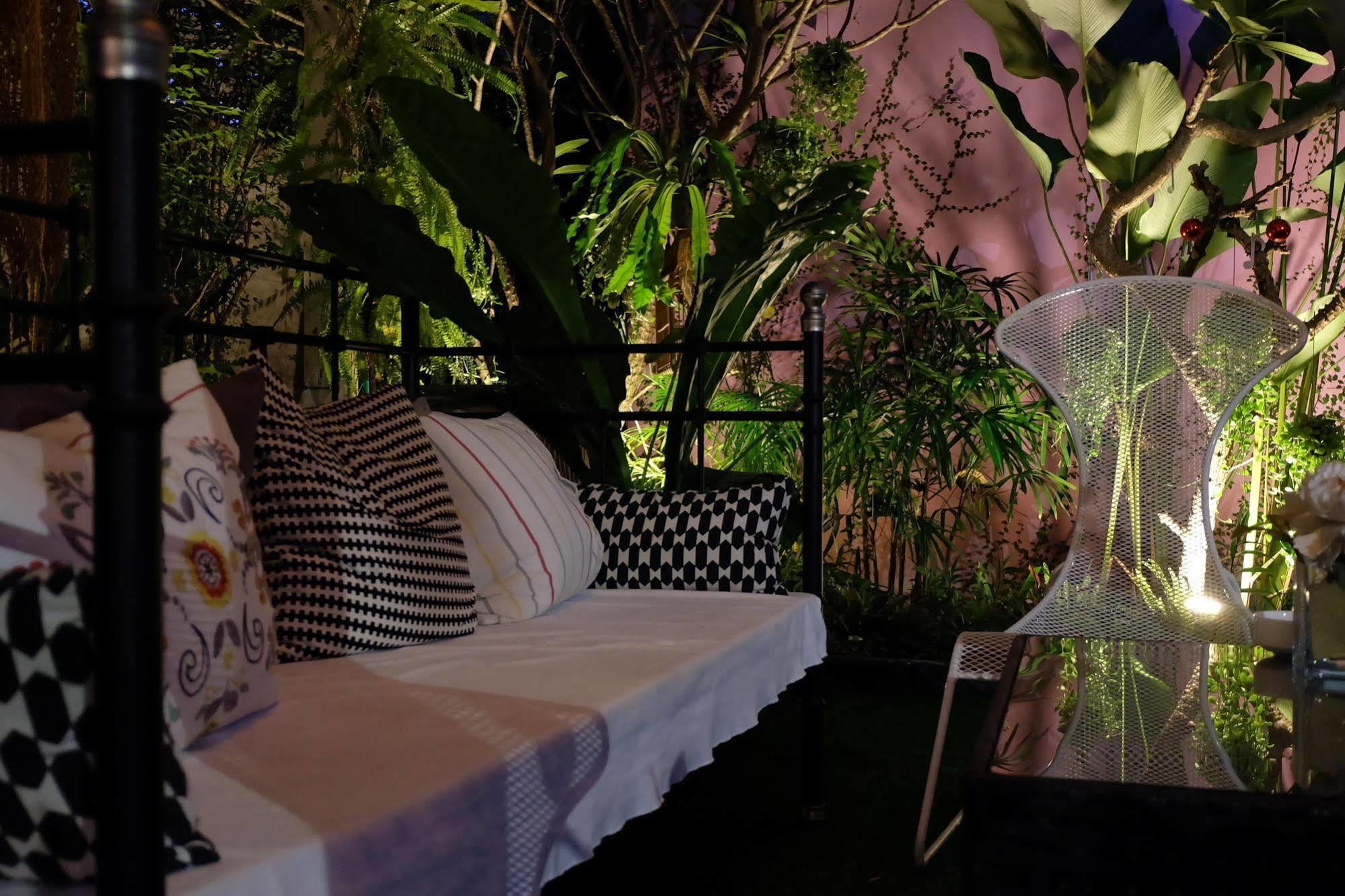 Issara House Bangkok Ξενοδοχείο Εξωτερικό φωτογραφία